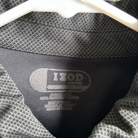 Lot of 7 short sleeved shirts! Under Armour, North Face, Fila, Izod, and more! - Picture 10 of 14